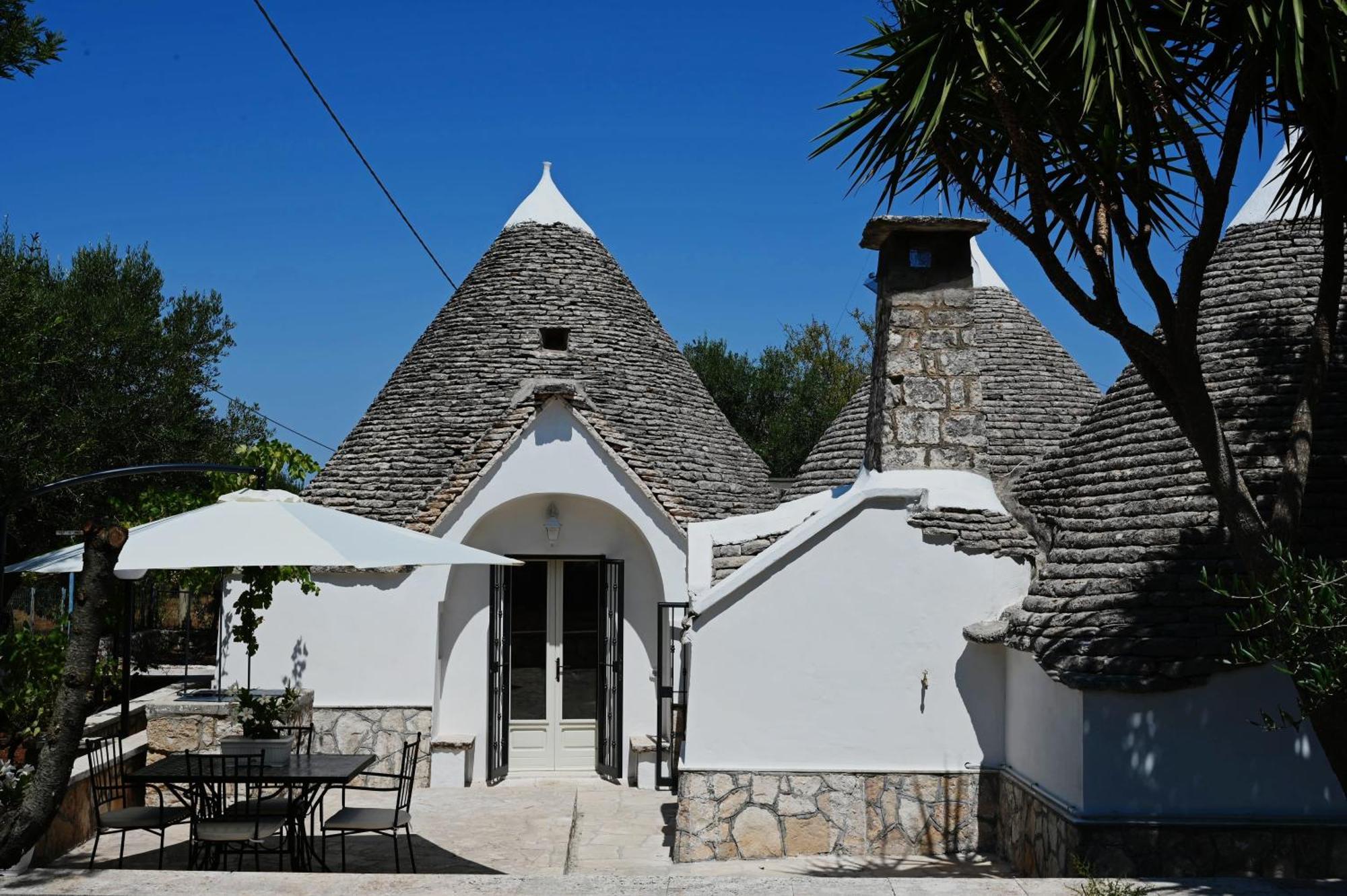 Trulli Del Sole Villa Alberobello Esterno foto